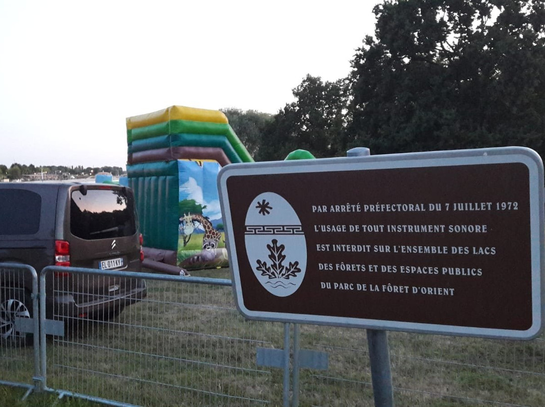 Beaver Aquapark-Mesnil-Saint-Pere必去景点