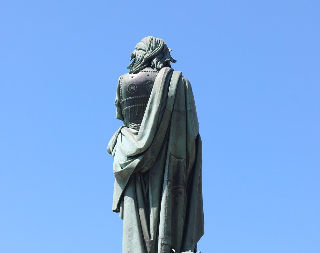 Statue de Vercingetorix景点图片