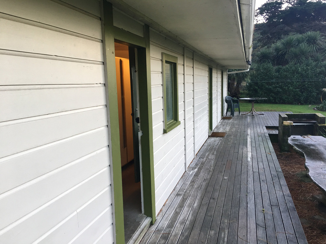 Castlepoint Hotel & Guesthouse - The Whakataki主图