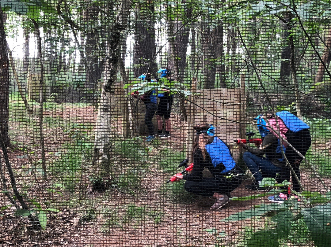 Paintball Quartier General景点图片