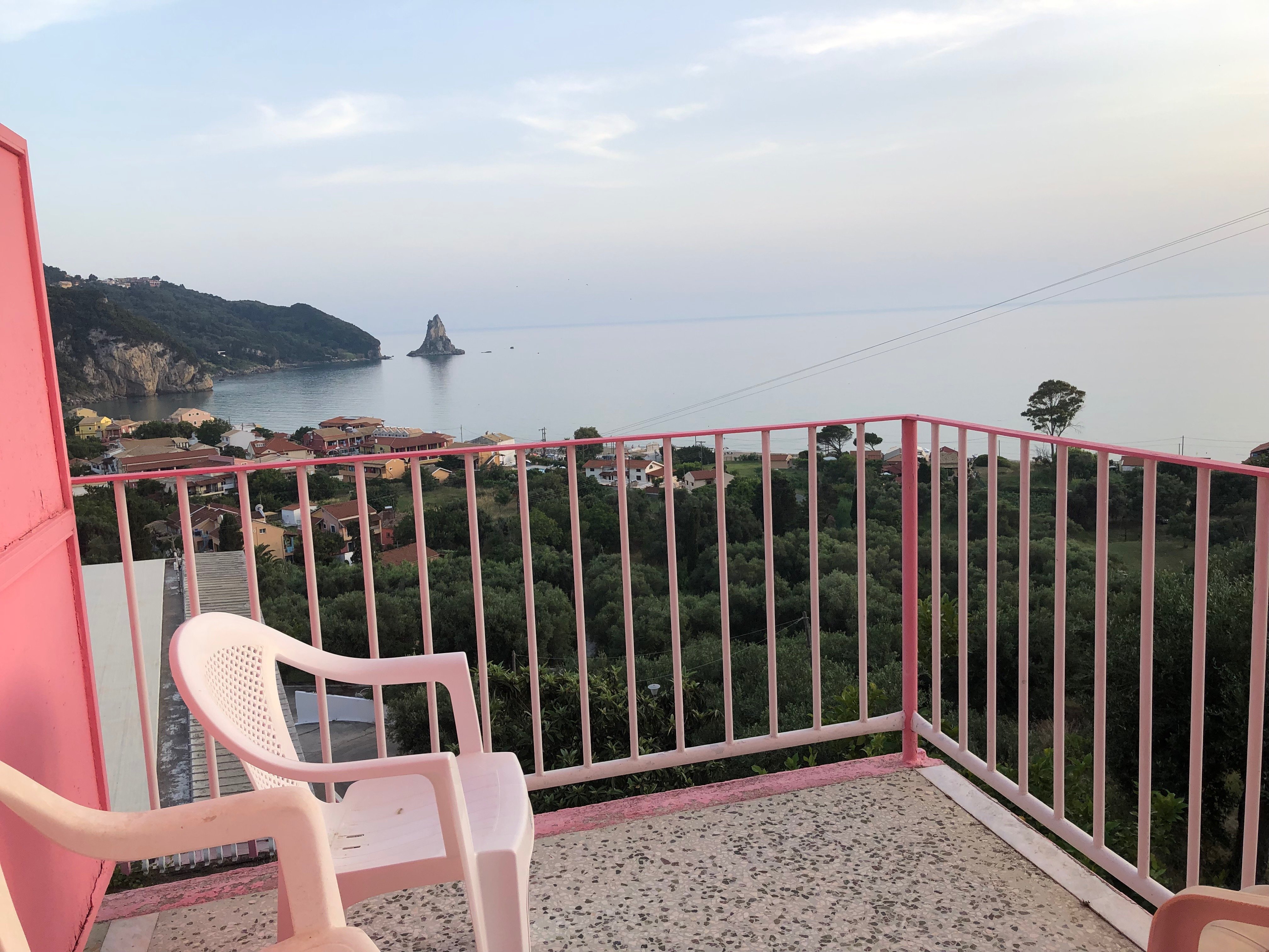 The Pink Palace-家庭/游戏区