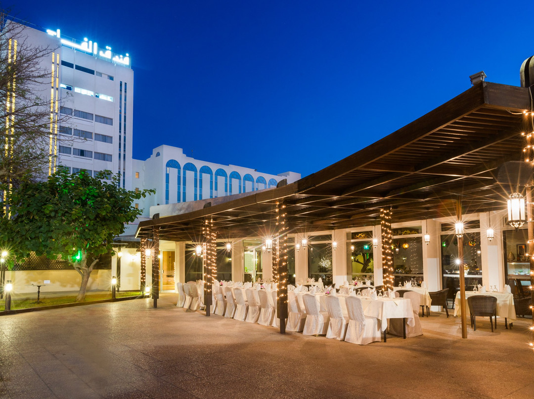 法拉吉酒店主图