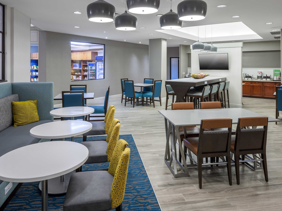 Hampton Inn & Suites Miami-Doral/Dolphin Mall主图