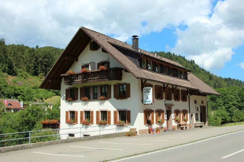 Hof餐馆和美食-Landgasthaus zu Hirschen