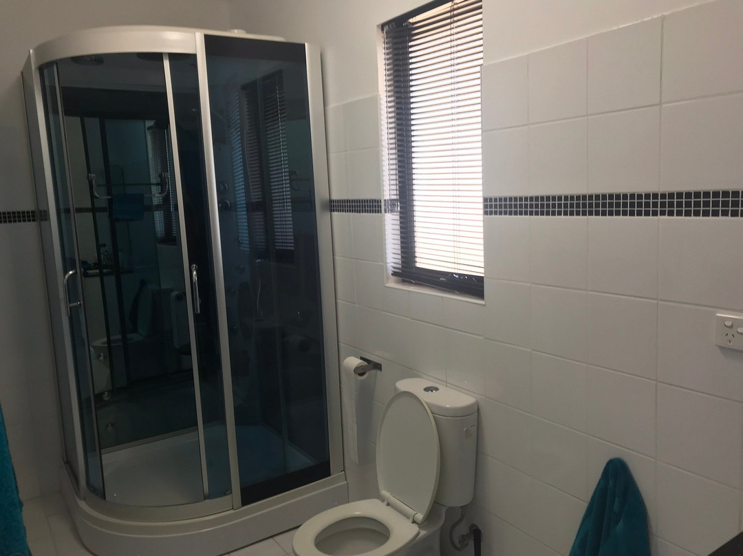 On the Deck at Shark Bay主图