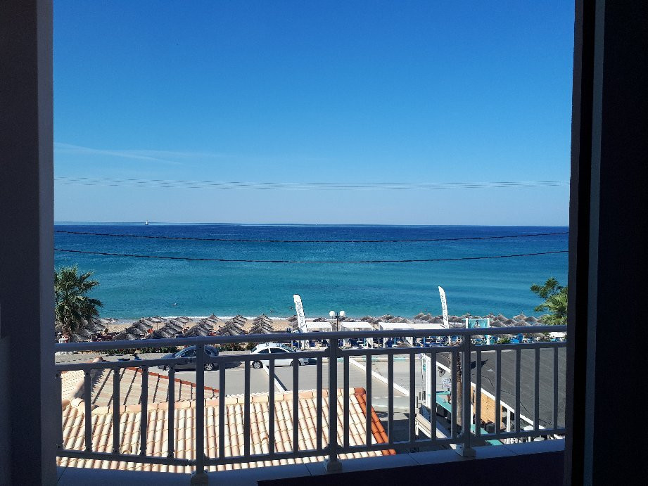 WhiteSands Beach Resort & Restaurant主图