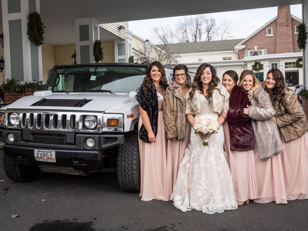 D. Hotel Suites and Spa主图