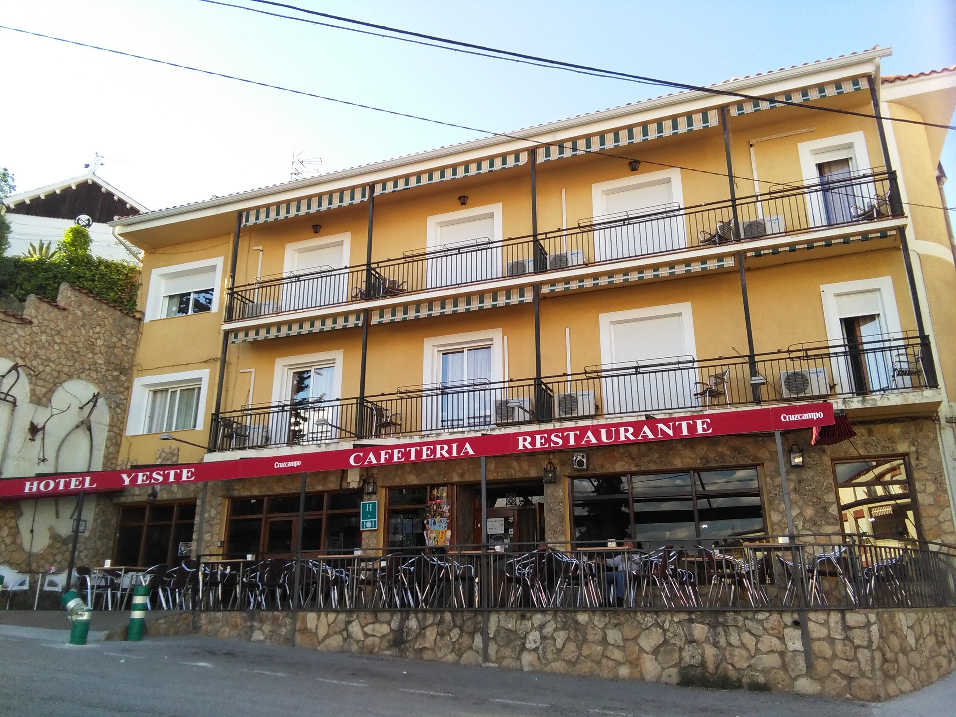 Hotel Yeste-官方