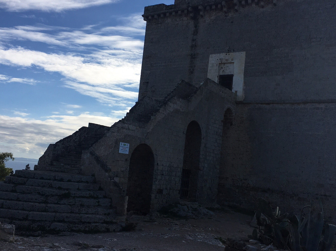 Torre Santa Maria dell'Alto景点图片