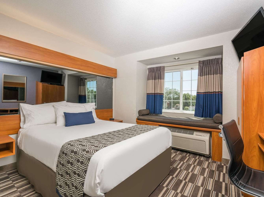 Microtel Inn & Suites by Wyndham Springfield主图