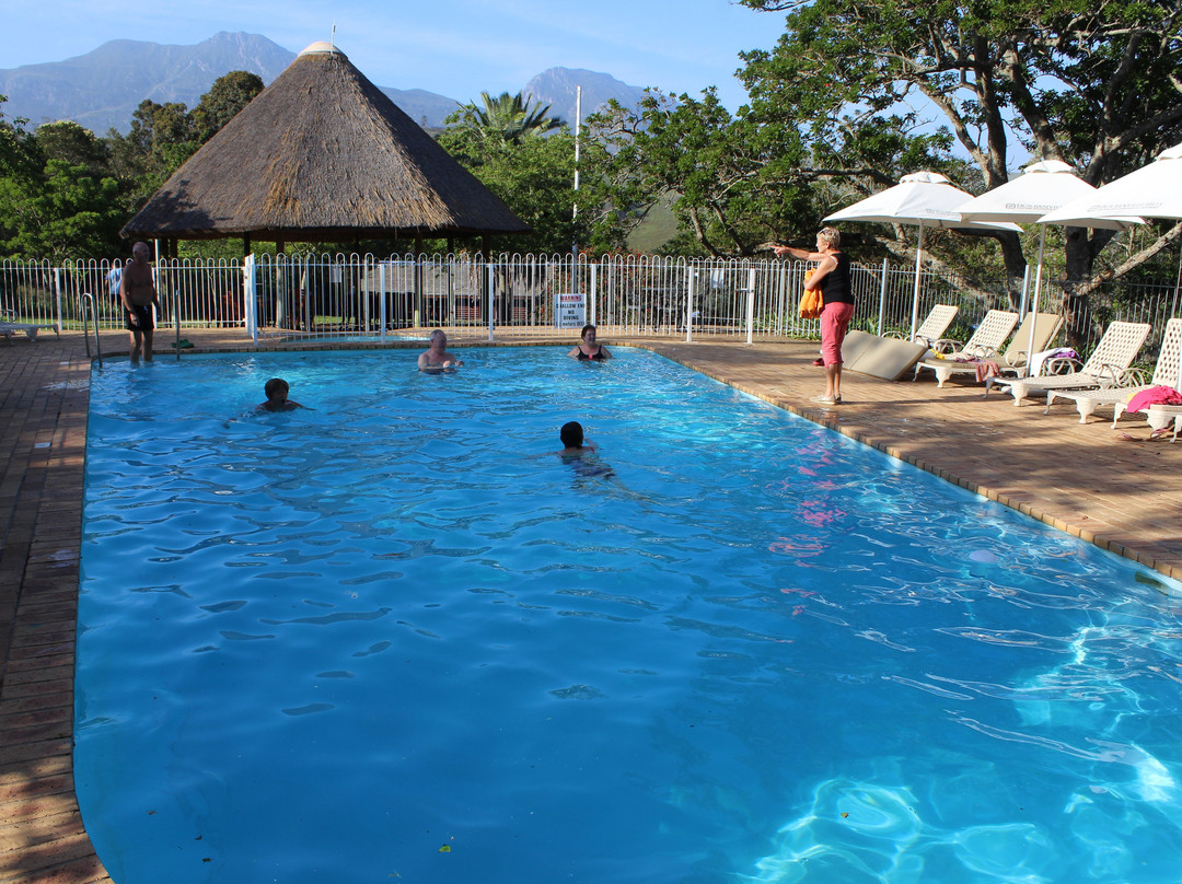 八铃山客栈主图