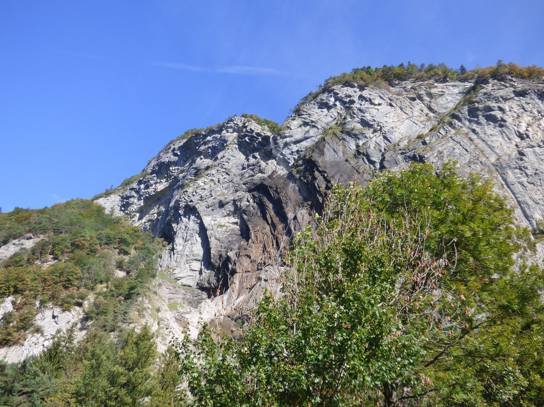 萨朗什旅游景点-Cascade de l'Arpenaz
