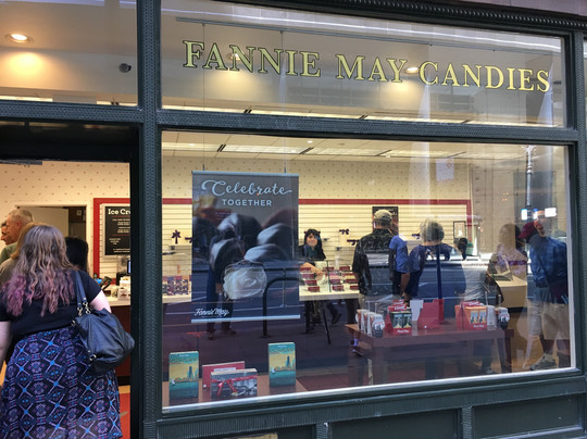 Fannie May-芝加哥必去景点