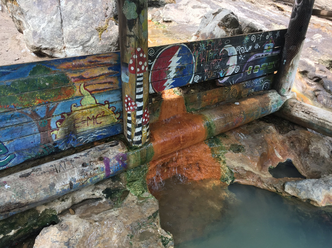 Umpqua Hot Springs-罗斯堡必去景点