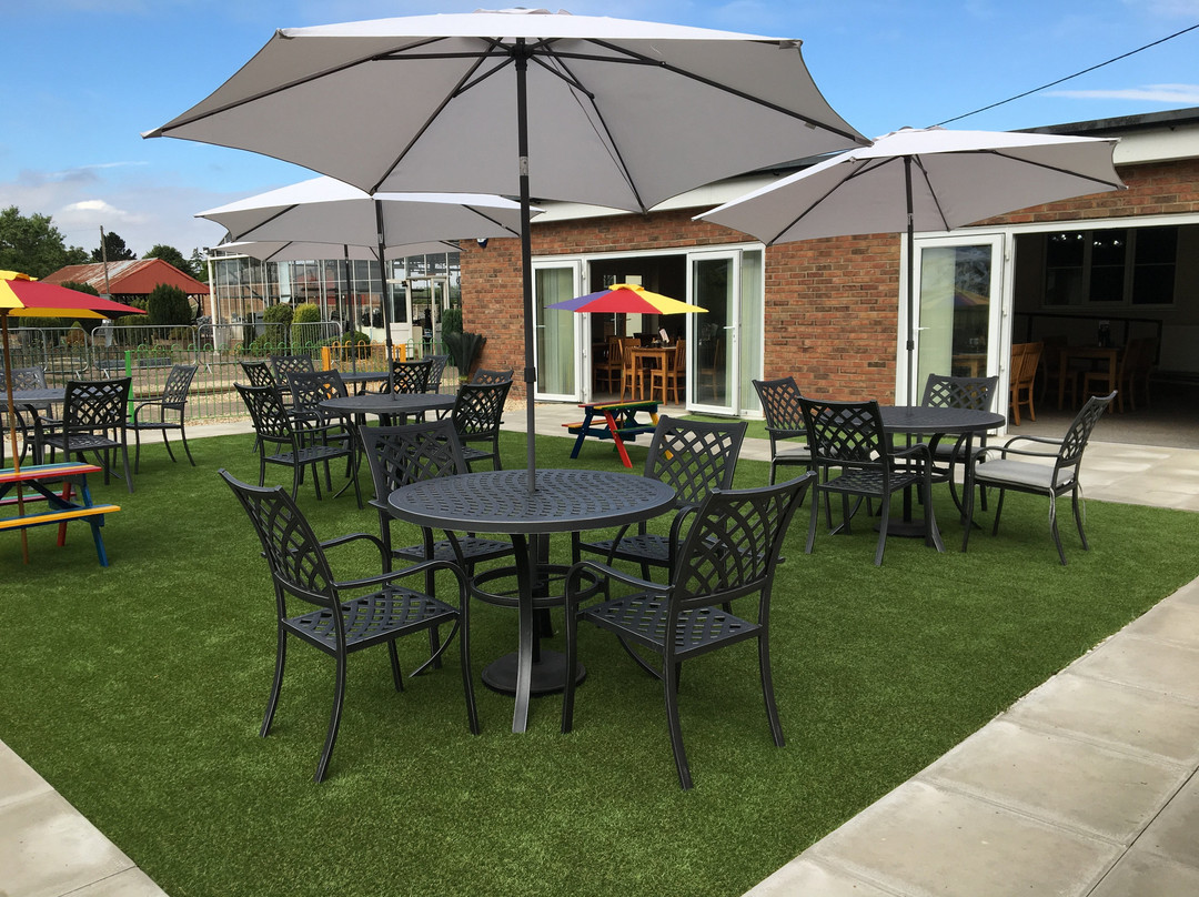 Bicker餐馆和美食-The Grange Restaurant @ Rainbow Landscaping Centre