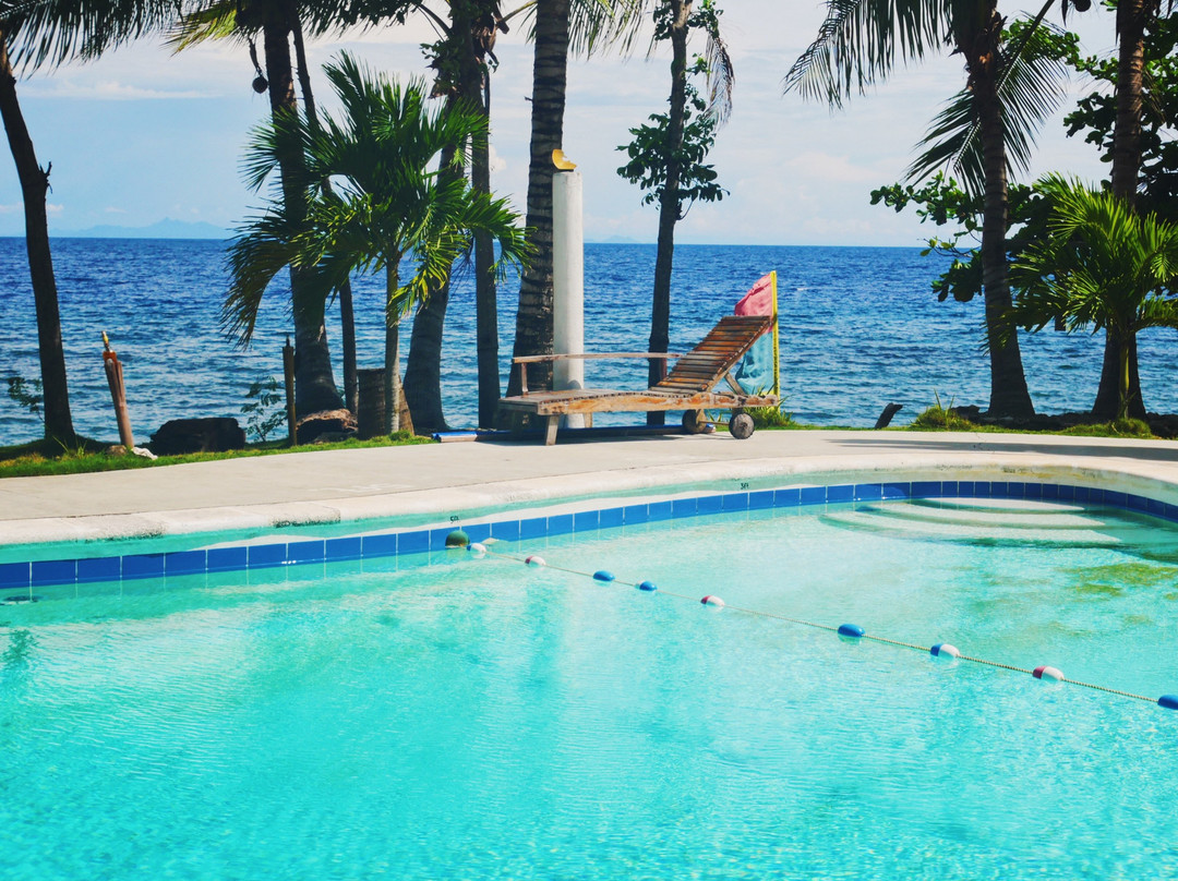 拉孜海滩度假村主图