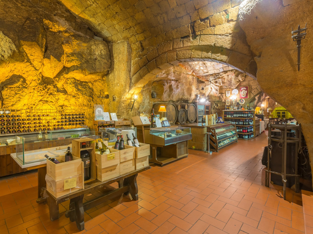 Ristorante Grotte Del Funaro Nuova Tourist