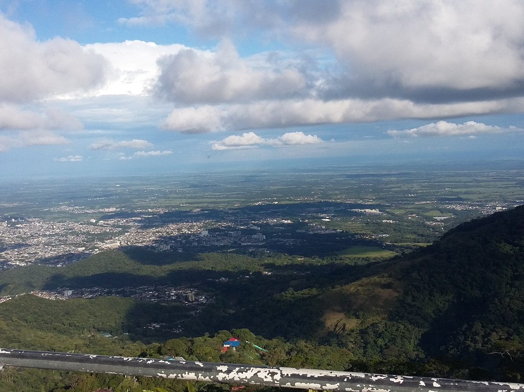 Mirador la Piedra del Amor-比亚维森西奥必去景点