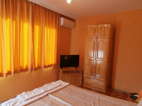 Apartments in House Silent Nature主图