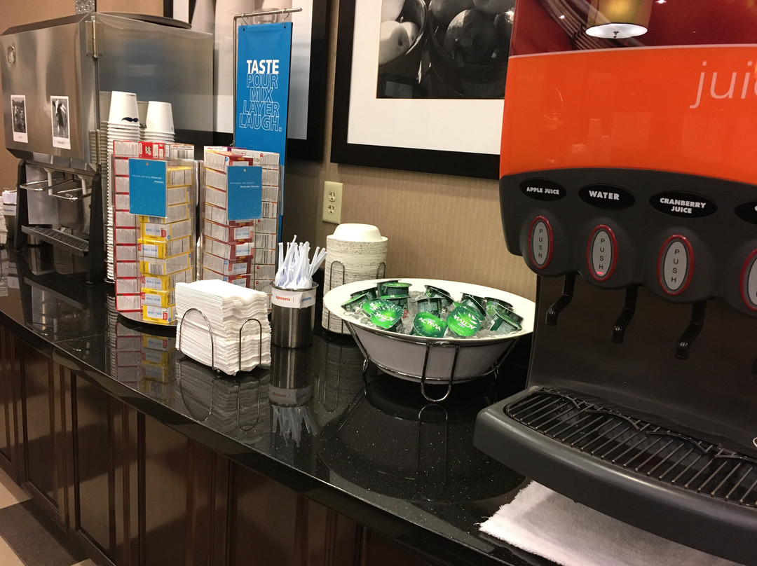 Hampton Inn Kansas City/olathe主图