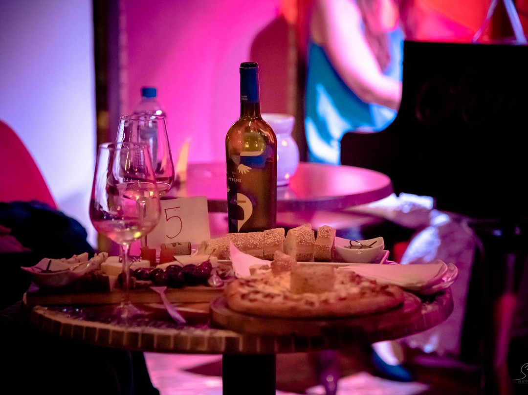 Sarah's Jazz Club-尼科西亚必去景点