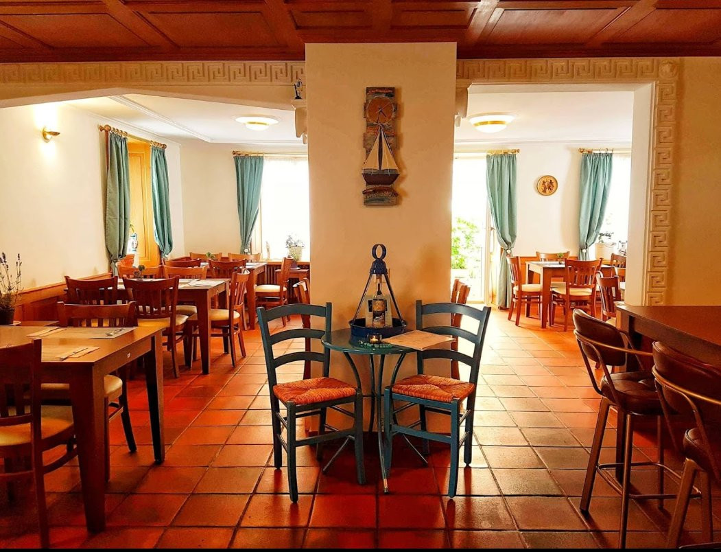 Glarus餐馆和美食-Taverna Thessaloniki