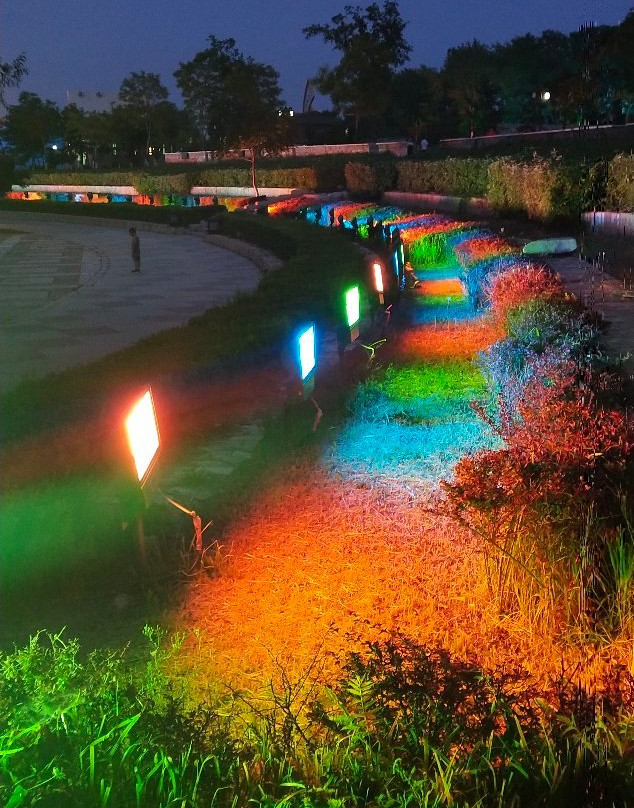 月亮湖公园-营口市必去景点