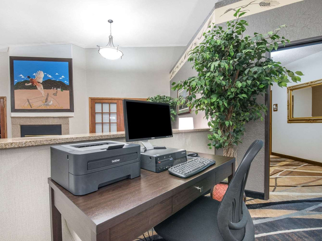 Days Inn by Wyndham Watertown主图