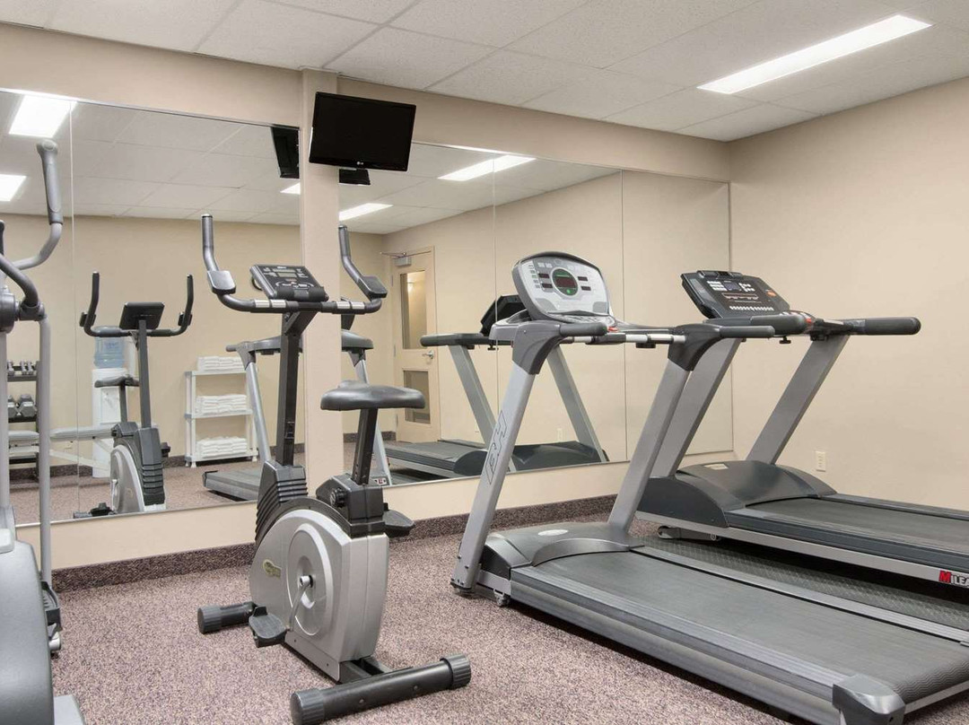 桑德贝戴斯套房酒店主图