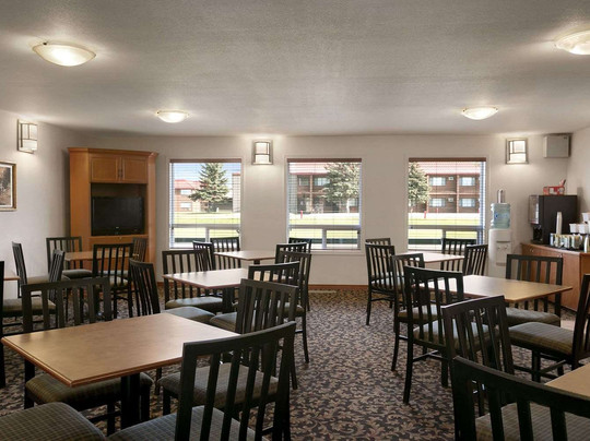 Super 8 by Wyndham Slave Lake AB主图