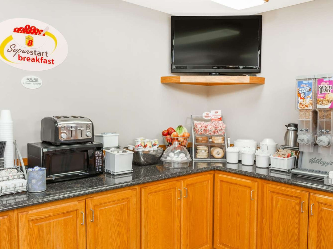 Watseka 24 Inn & Suites主图