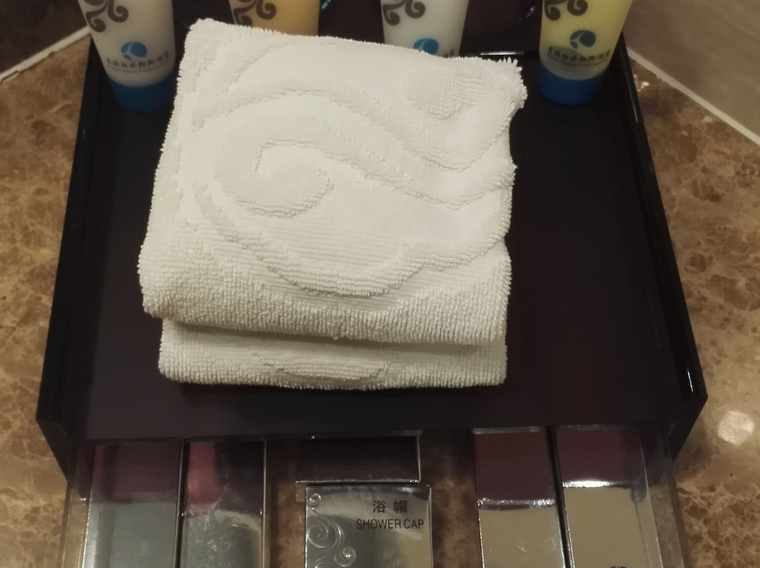 白云翔羚酒店主图