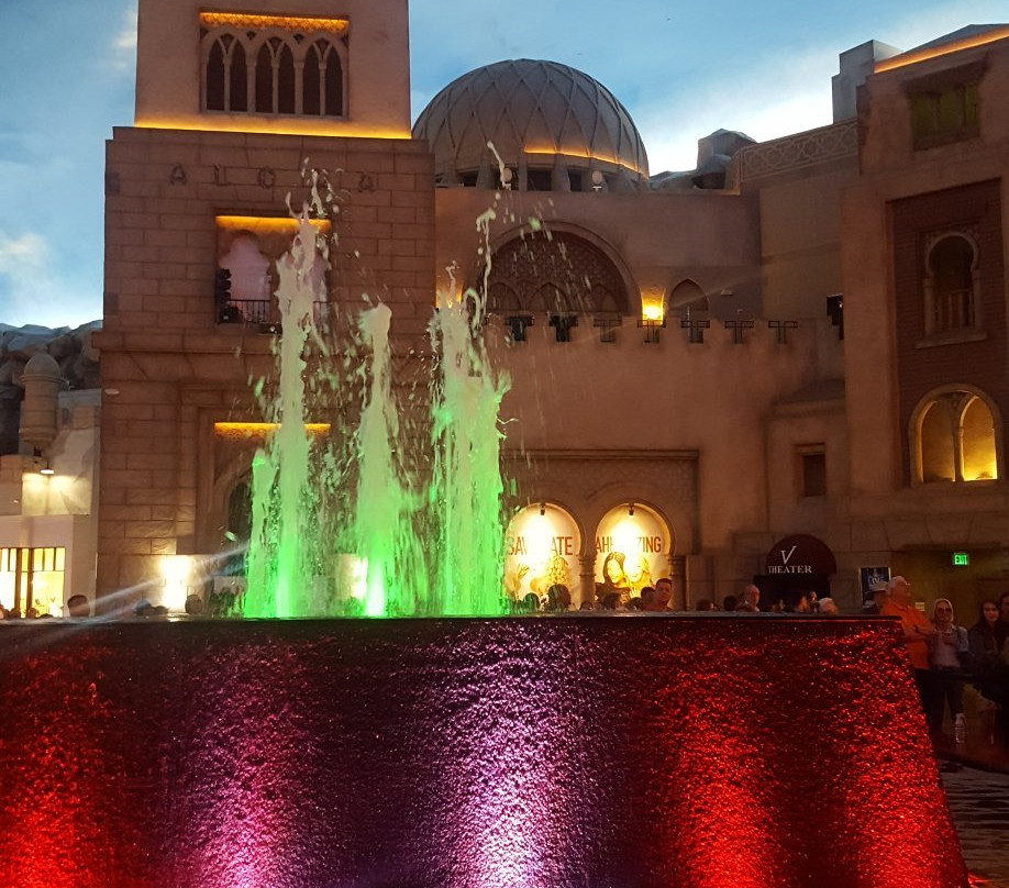 Fountain Show at Miracle Mile Shops-北拉斯维加斯必去景点