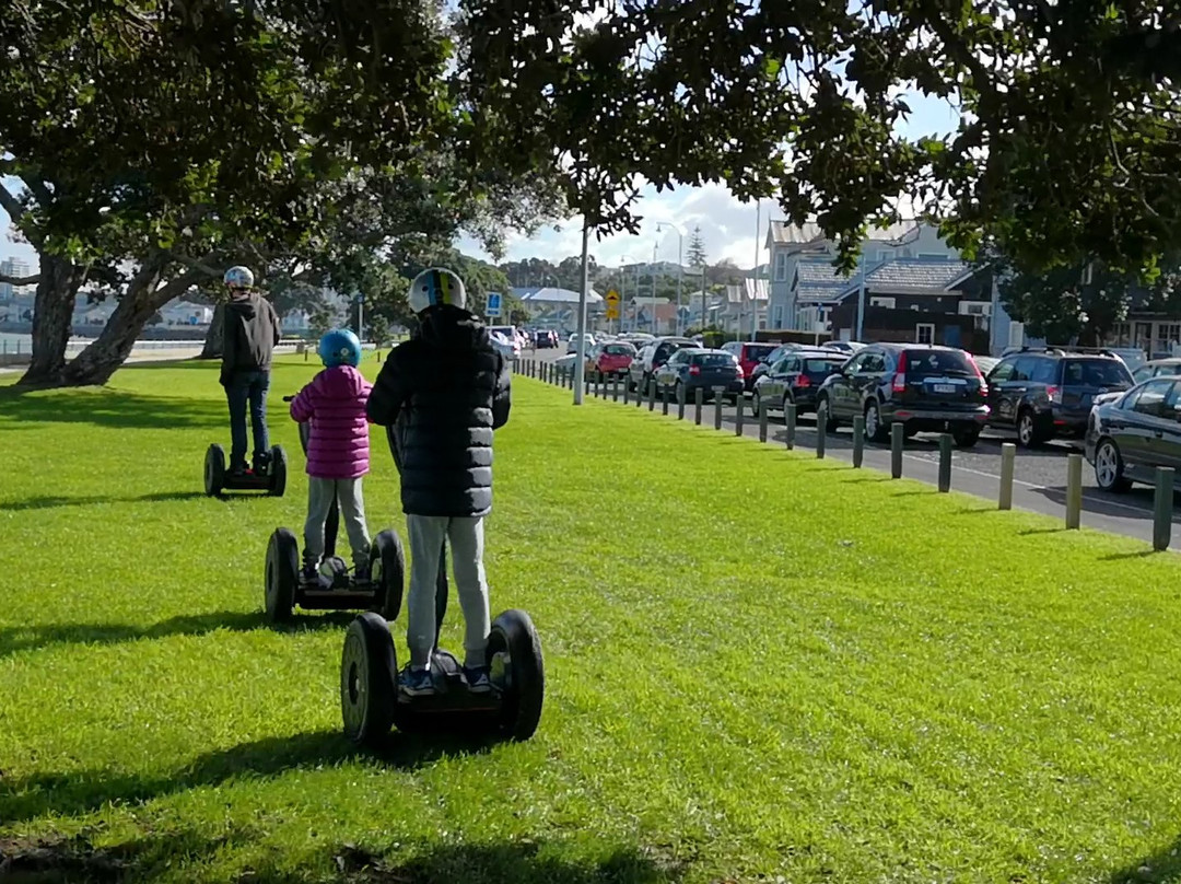 MagicBroomstick (Segway) Tours景点图片