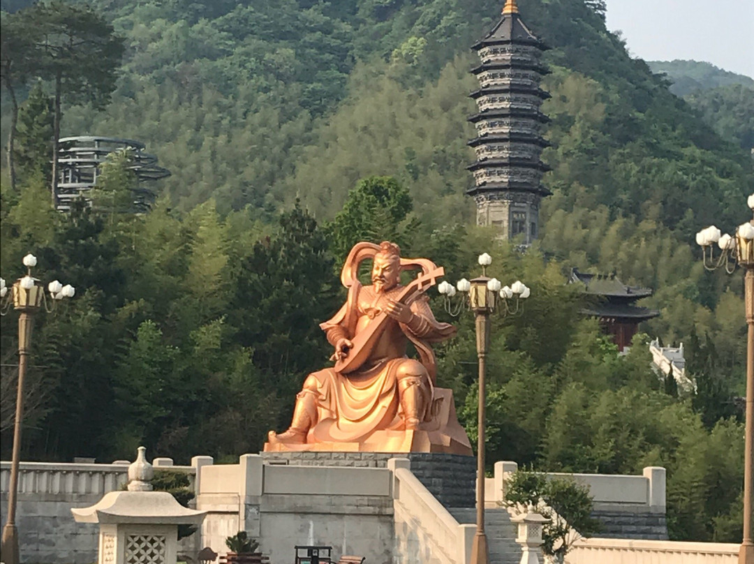 露天弥勒-奉化市必去景点