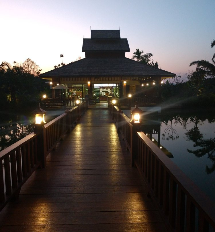 Moon Terrace Resort & Hotel主图