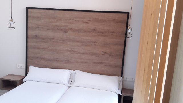 扎拉乌兹索姆希普套房酒店-官方