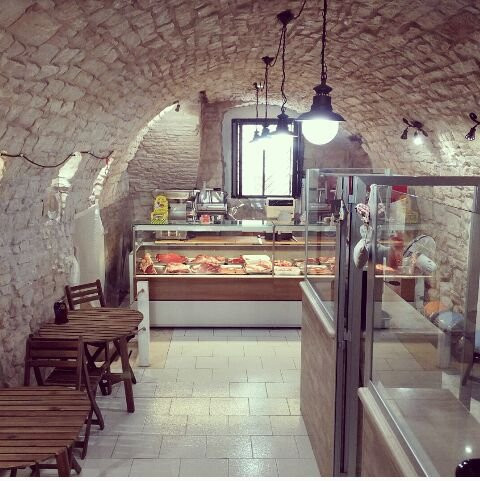 Valenzano餐馆和美食-Macelleria Braceria Borgo Antico