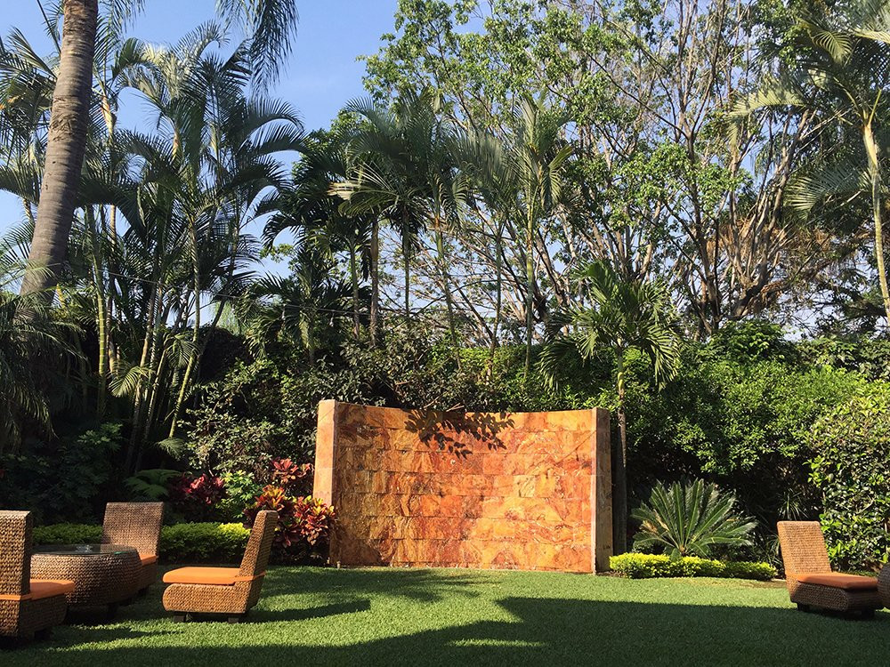 奎尔纳瓦卡餐馆和美食-Tamuz