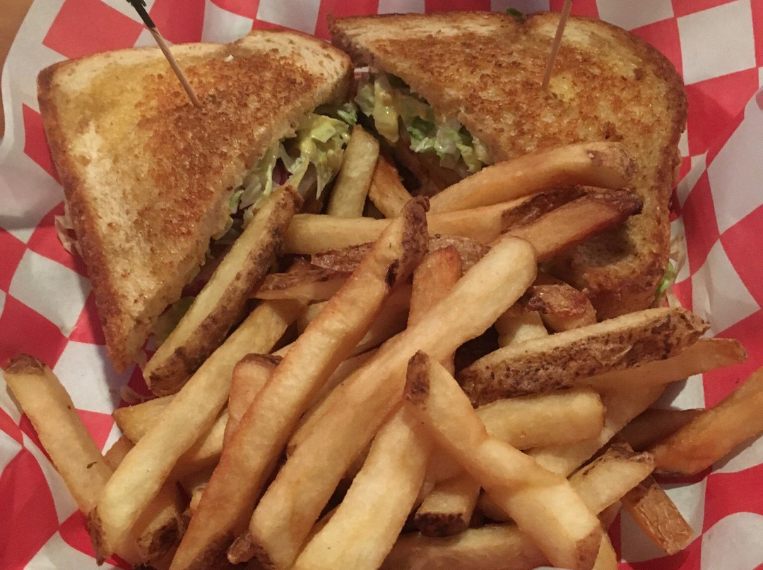 Lambsburg餐馆和美食-Coaches Neighborhood Grill