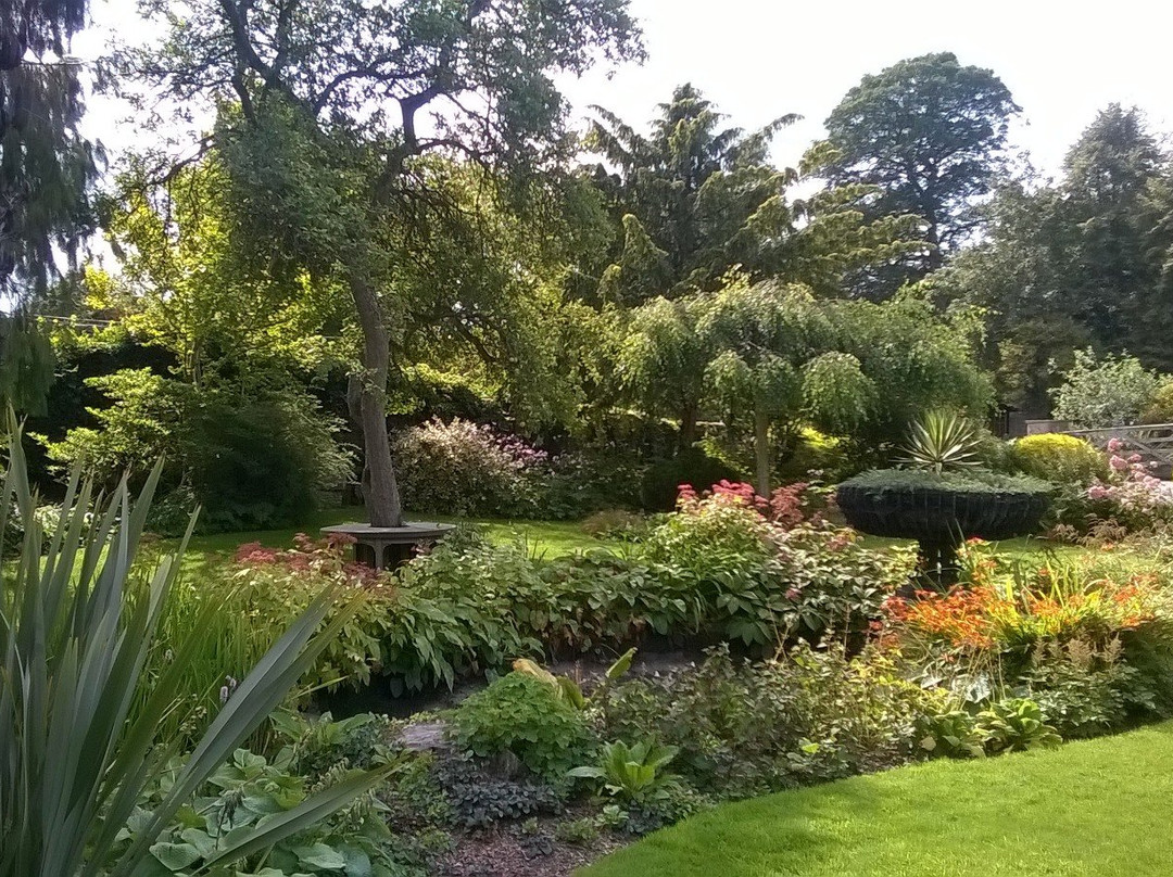 York Gate Garden景点图片