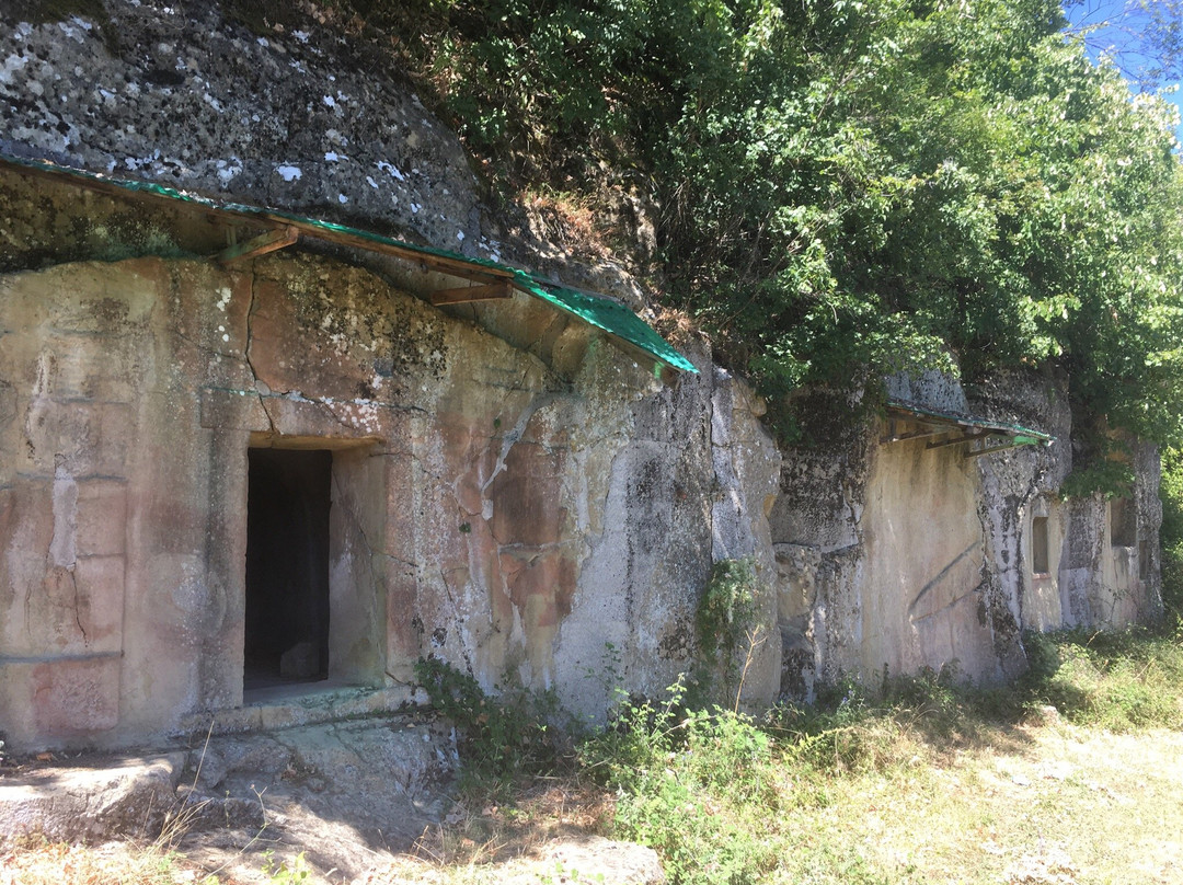 Royal Tombs of Selca-Selce e Poshteme必去景点