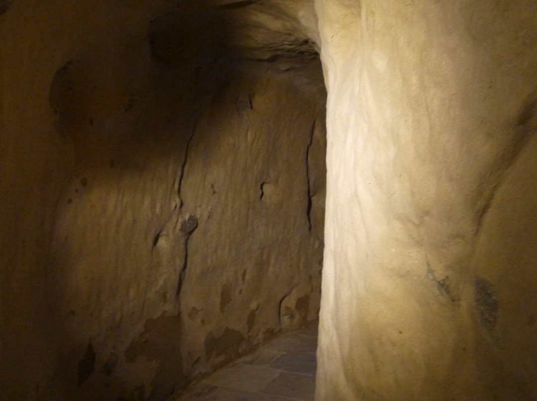 Chrysospiliotissa Church-Deftera必去景点