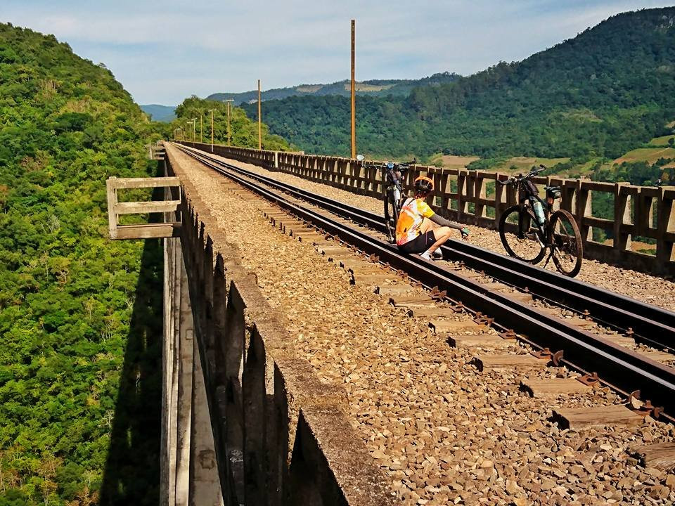 Viaduto 13-Vespasiano Correa必去景点