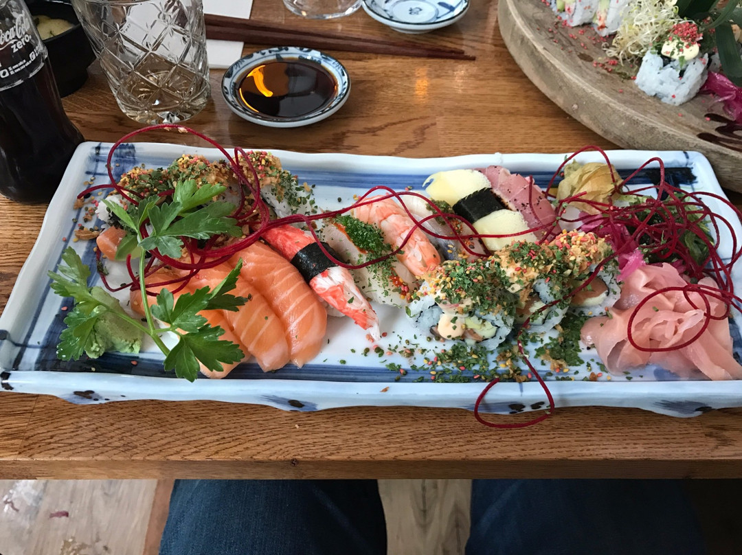 Bromma餐馆和美食-Mgl Sushi