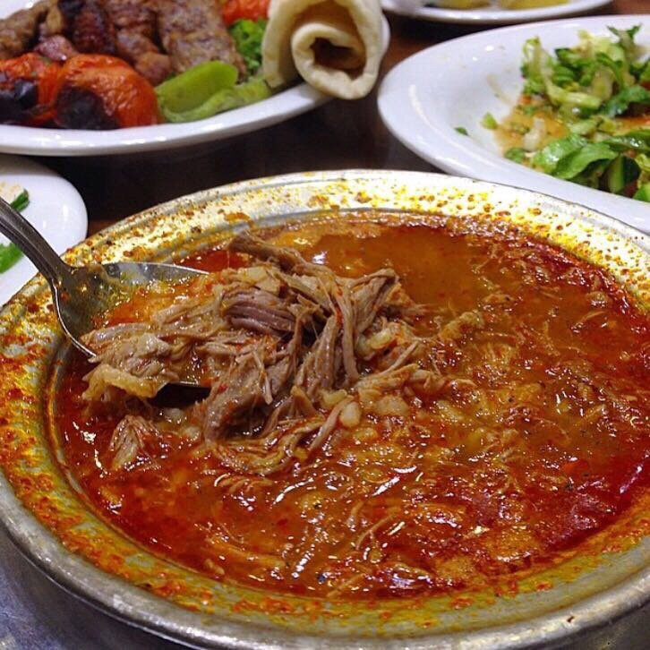 加济安泰普餐馆和美食-Yesemek Gaziantep Mutfağı