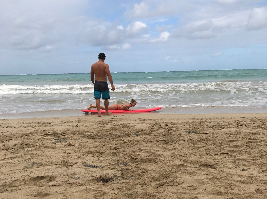 Bursian Surf School-Isla Verde必去景点