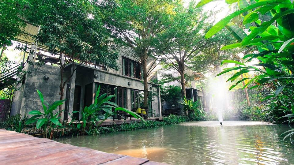 River CoCo Amphawa