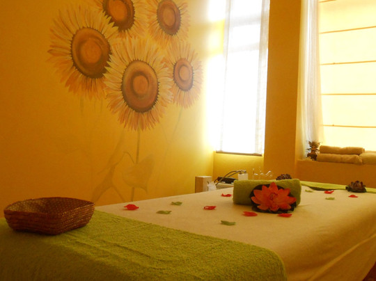 Masajes9s-卡门港必去景点