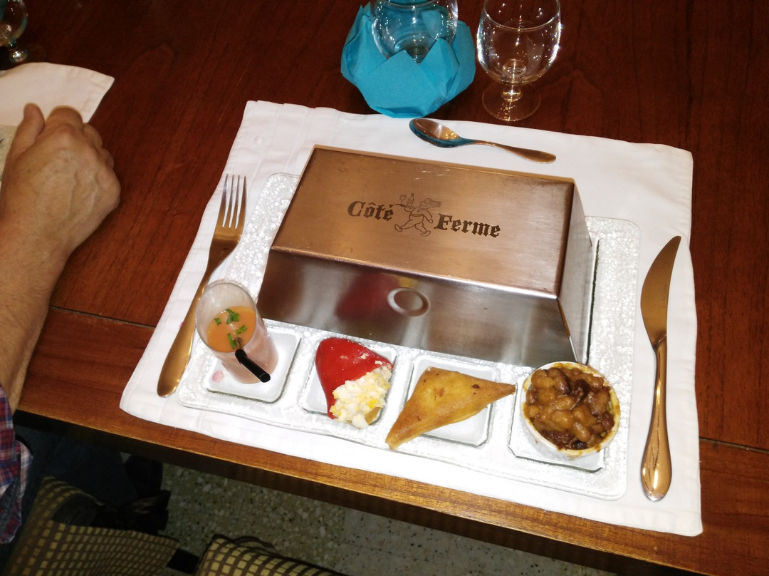 Blomac酒店住宿-La Belle Minervoise